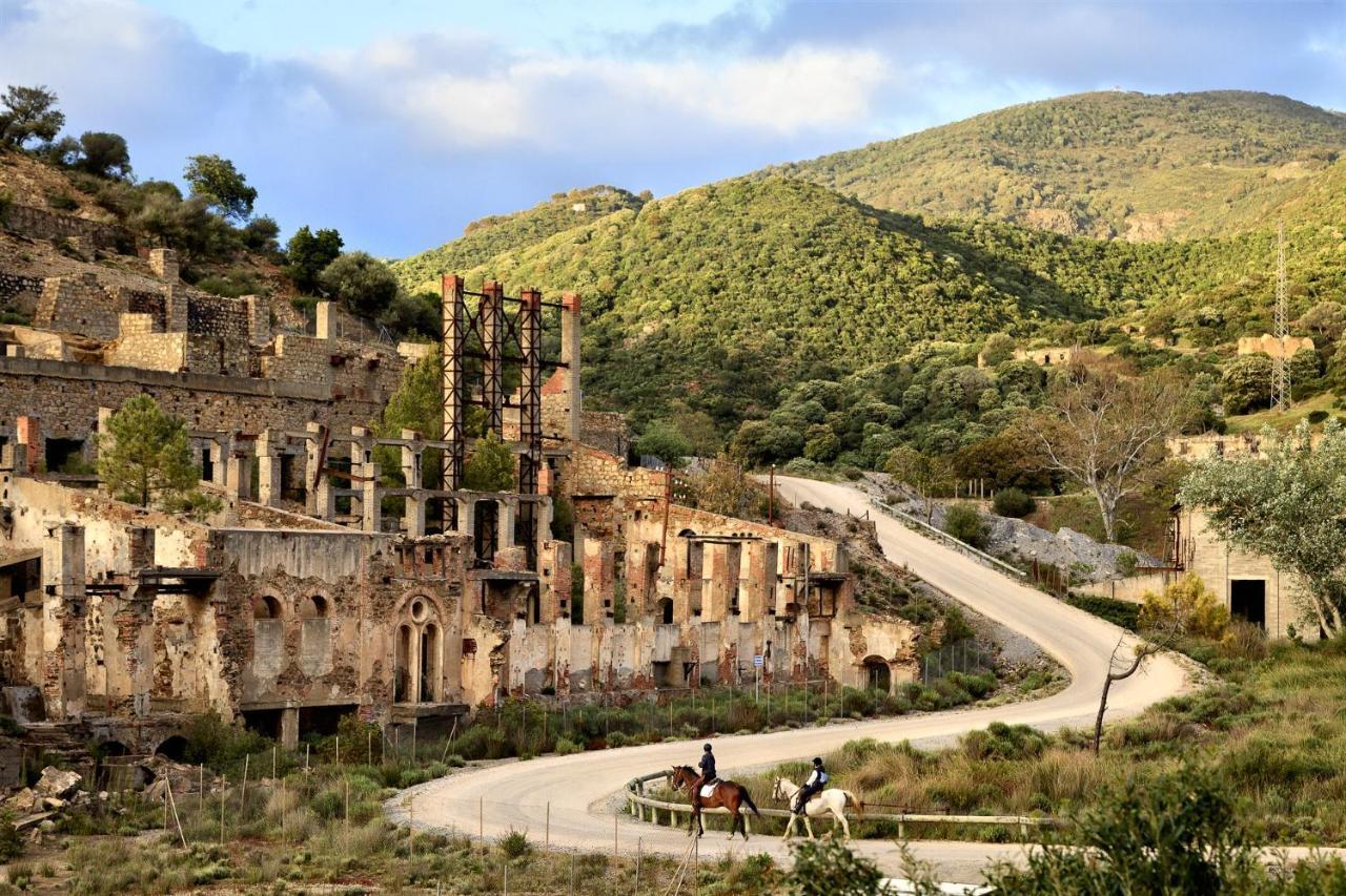 Appartamento In Casa Con Cortili Ad Arbus - Sardegna Exterior foto